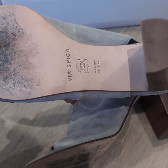 Via Spiga Gray Open-Toe Mules - Picture 2 of 10